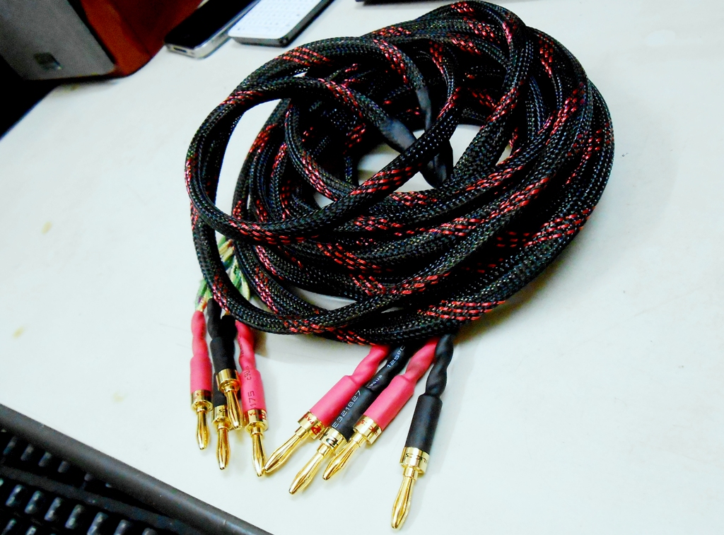 Dây loa lưới bắp chuối  2,5m